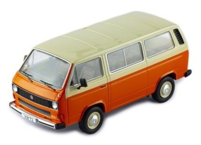 【送料無料】　IXO MODELS 1/43 フォルクスワーゲン T3 カラベル 1981 オレンジ 完成品ダイキャストミニカー CLC501N