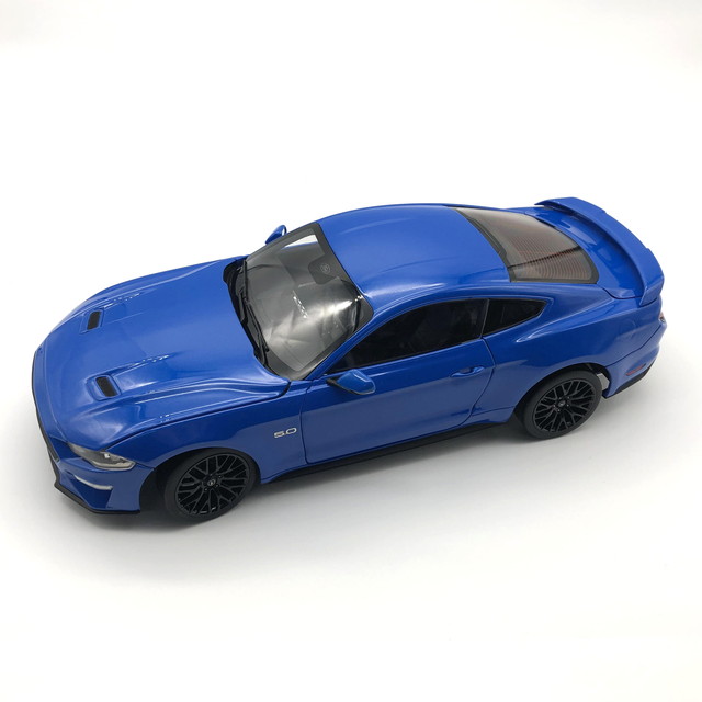 【送料無料】　ダイキャストマスター 1/18 フォード マスタング GT 2019 左ハンドル ブルー 完成品ダイキャストミニカー 61003｜トイスタジアム1号店