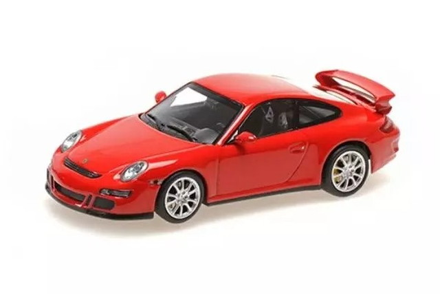 【貨物輸送無料】 MINICHAMPS 1/43 ポルシェ 911 GT3 2006 赤いこと 為し終わる品ミニカー 400065404 車-乗り物のおもちゃ