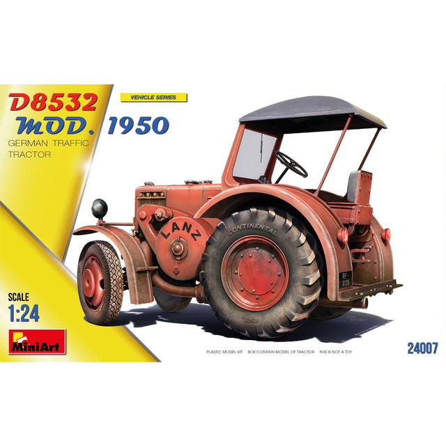 【送料無料】　ミニアート 1/24 ドイツ 運搬用トラクター D8532 1950年型 プラモデル MA24007