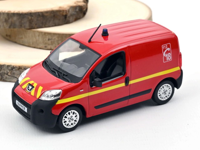 【貨物輸送無料】 NOREV 1/43 プジョー Bipper (2009) 消防自動車 切り上げる品ダイキャストミニカー 479838