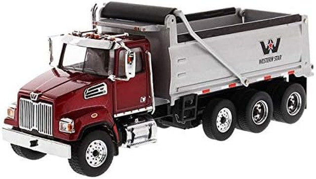 【貨物輸送無料】 DIECAST MASTERS 1/50 Western Star 4700 空想科学小説 ダンプ車 メタリックレッドキャブ/シルバーダンプボディ 遣っ付ける品ダイキャストミニカー 71032