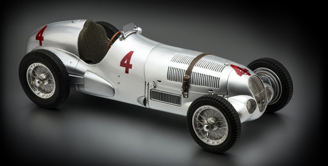 【送料無料】 CMC 1/18 メルセデス・ベンツ W125 1937 ドニントンGP #4 Seaman 完成品ダイキャストミニカー M116|トイスタジアム1号店
