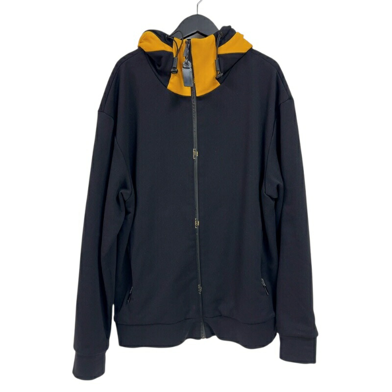 ✨未使用✨FENDIパーカー　FAF583 A524 FENDI(フェンディ) ビックロゴジップアップパーカーFAF583 FAF583