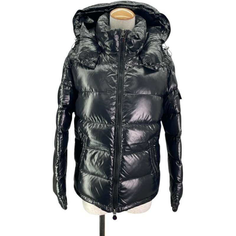 新品同様✨モンクレール レナー　LENAR　ダウンジャケット　黒　0　4D110 新品同様✨モンクレール レナー LENAR ダウンジャケット 黒 0 4D110