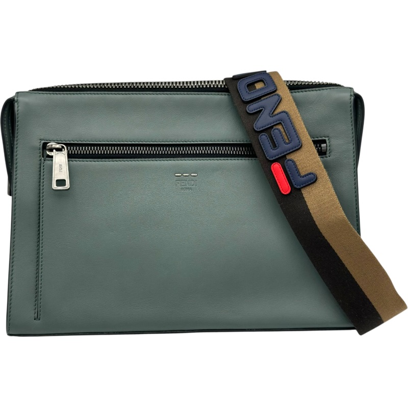 フェンディ FENDI メッセンジャーバッグ 7VA407 グリーン レザー メンズ メッセンジャーバッグ【中古】