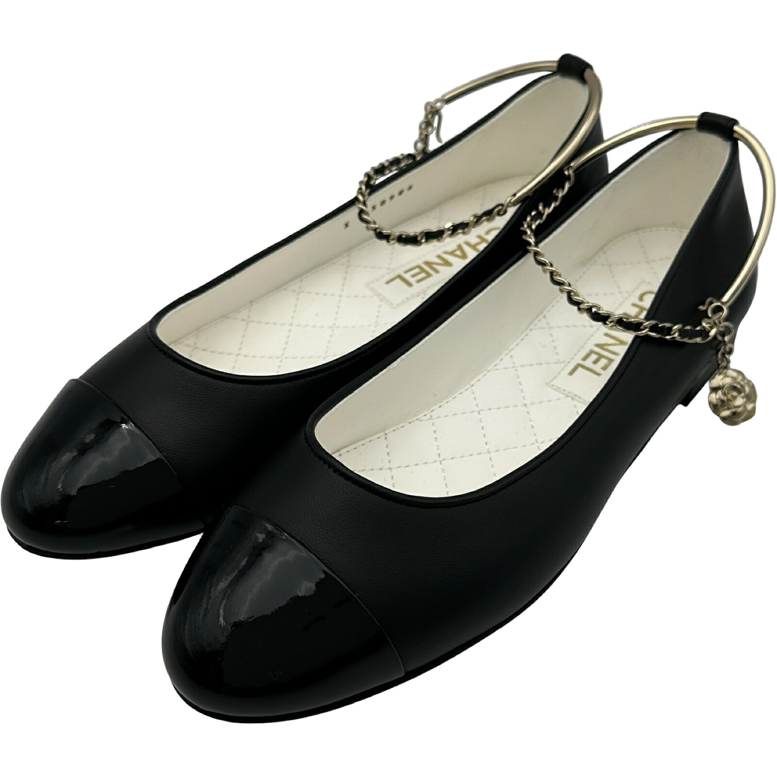 【6/1～ 最大限度30,000円OFF引き換え証！】シャネル CHANEL ココマークチェーンフラットパンプス G38986 黒いこと なめし革 レディース パンプス【中古】