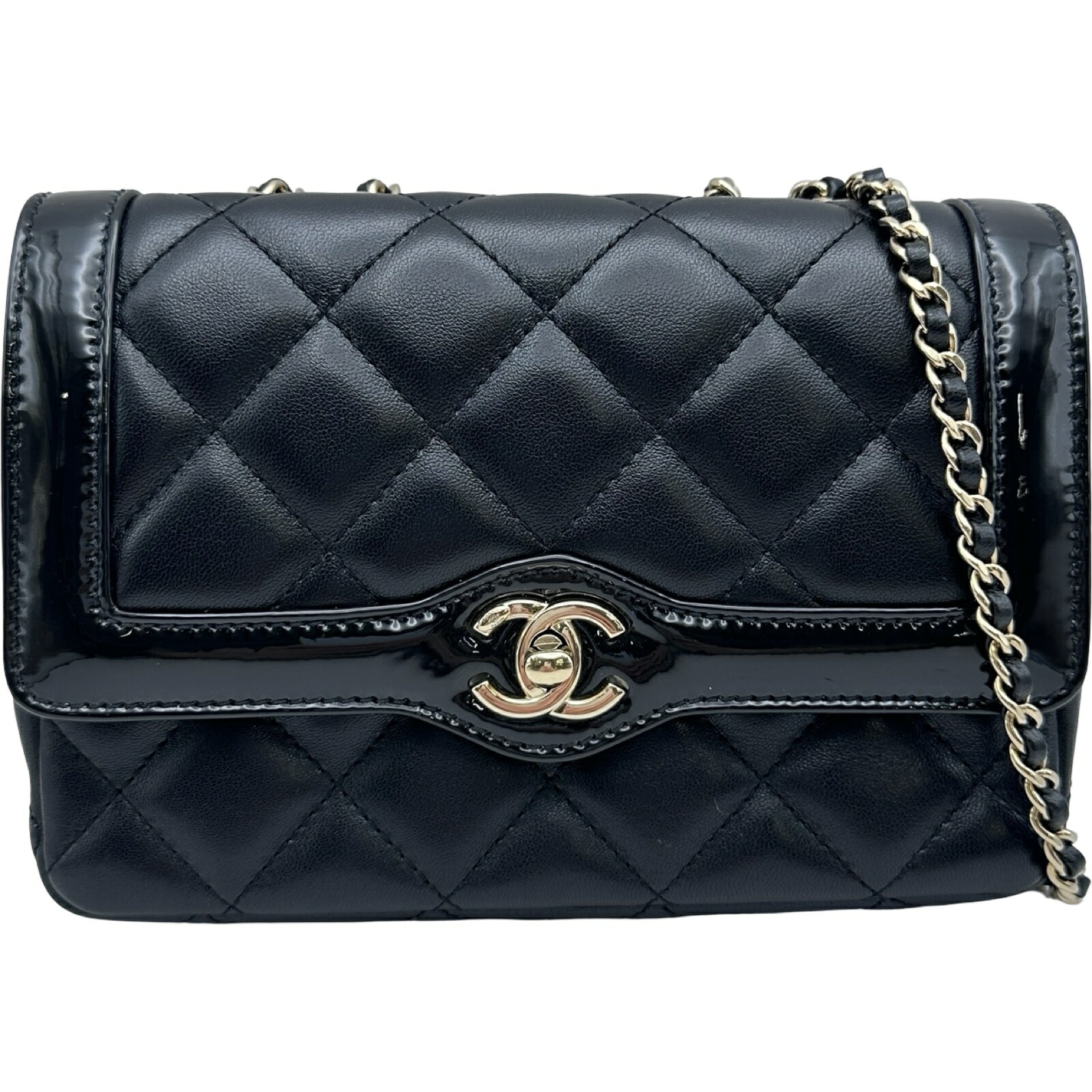 シャネル CHANEL マトラッセミニプラップバッグ AS5048 黒いこと ゴールド金具 ラム・パテントカーフスキン レディース ショルダーバッグ【中古】