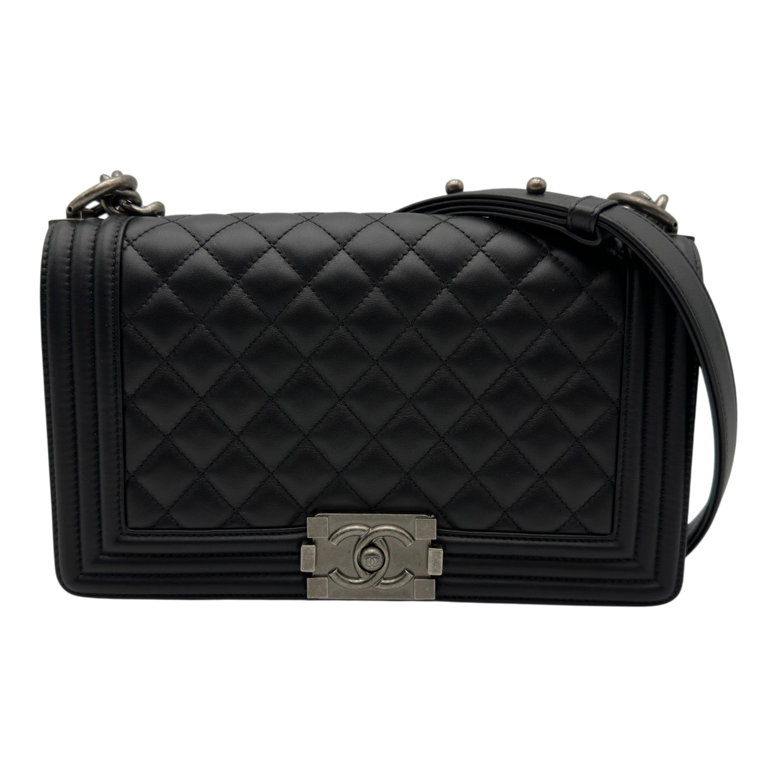 シャネル CHANEL 男の子シャネル25 A67086 黒いこと しろがね色金具 子ヒツジ人はだ レディース ショルダーバッグ【中古】