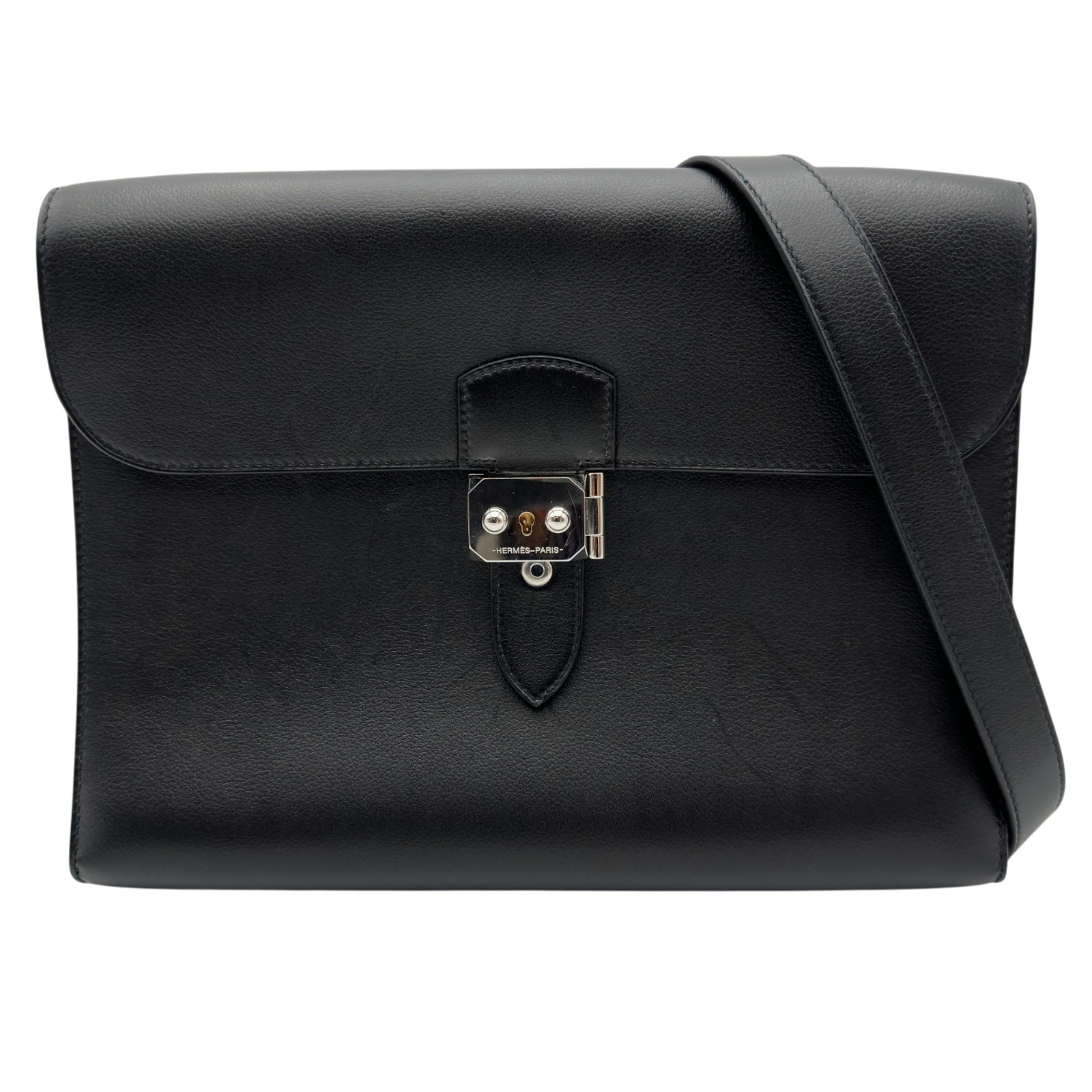 エルメス HERMES サックアデペッシュメッセンジャー29 Z刻 黒いこと しろがね色金具 エバーカーフ メンズ 伝達人御徒面子【中古】