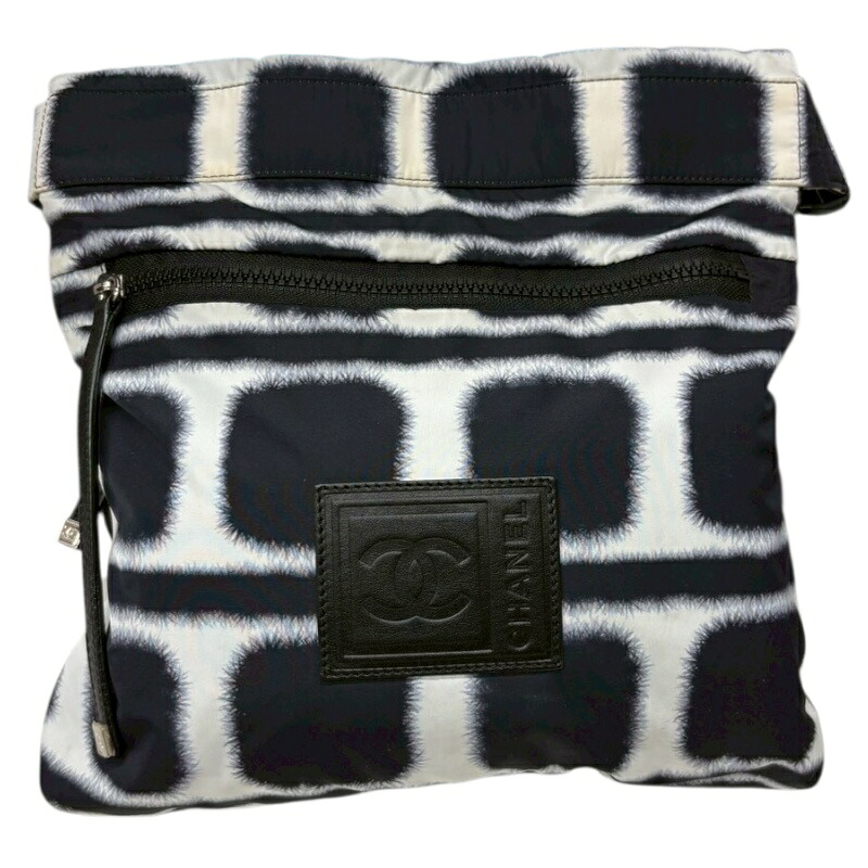 シャネル CHANEL スポーツライン　ショルダーバッグ A36648 ブラック・ホワイト ナイロン ユニセックス ショルダーバッグ【中古】｜OKURA（おお蔵）店 55,550円