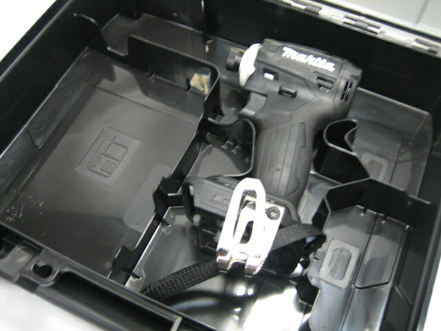 マキタ充電インパクト TD162DZB(黒) 14.4V 本体・ケース(バッテリー・充電器は付属しておりません)｜アウトレットツール