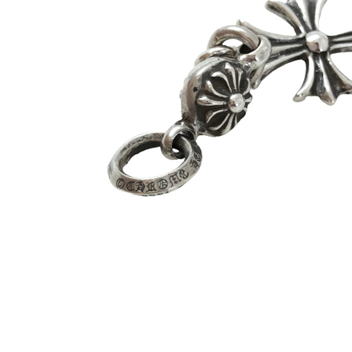 中古 クロムハーツ Chrome Hearts ネックレス 1ボールタイニーchクロス チャーム 現行 1b Tny Ch Crs ペンダント 1ball Tiny Cross シルバー Artisancorand Fr