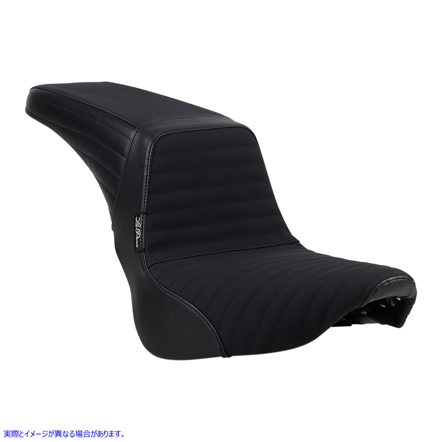 取寄せ キックフリップシート - プリーツ＆グリップテープ付き - ブラック - ソフテイル 18-23 ラペラ Kickflip Seat - Pleated w/ Gripp Tape - Black - Softail '18-'23 LYR-590PTGP DRAG 08021353｜ハーレーパーツデポ