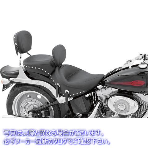 取寄せ ワイドソロシート - バックレスト付き - ブラック - スタッズ＆コンチョ付き - ソフテイル 06-10 マスタング Wide Solo Seat - With Backrest - Black - Studded W/Concho - Softail '06-'10 79532 DRAG 08020534 74,088円