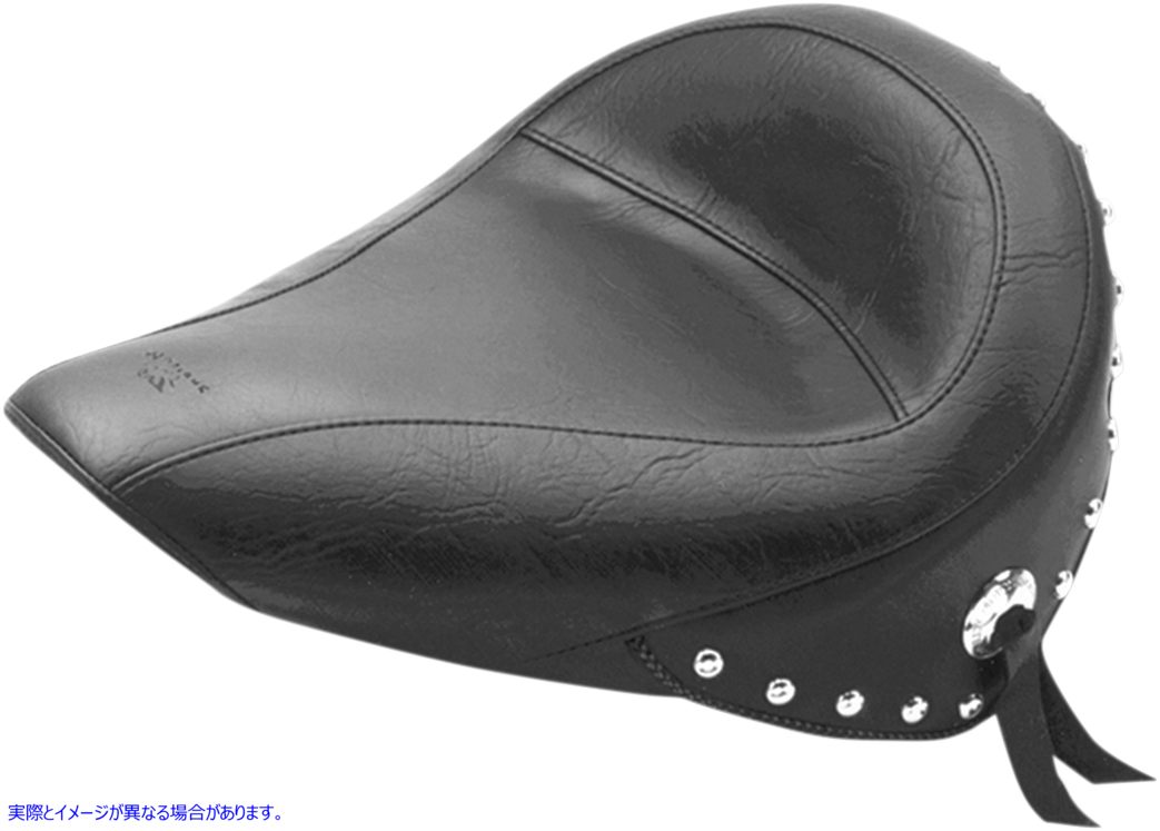 取寄せ スカート付きソロシート - ソフテイル 84-99 マスタング Skirted Solo Seat - Softail '84-'99 75490 DRAG DS900220｜ハーレーパーツデポ