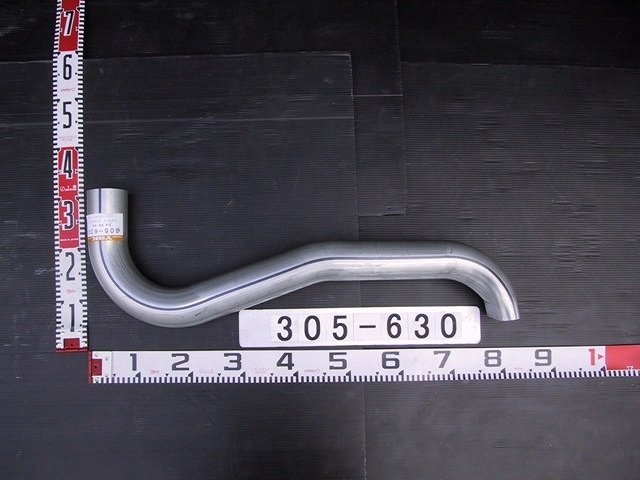 【最大7,500円OFFクーポン 7/18~】YSK(山脇産業) テールパイプ 305-630いすず フォワード NRR 1-22112-971 パーツキング|パーツキング店