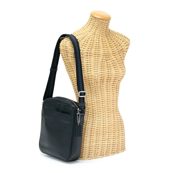 COACH美品ブラック レザー メッセンジャーバッグ コーチ coach メッセンジャーバッグ レザーバッグ 黒 ブラック