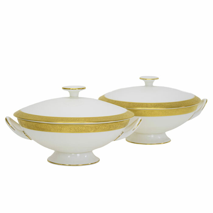 【ABランク】 ウェッジウッド WEDGWOOD アスコット (ASCOT) ベジタブルチューリン 2点 ボーンチャイナ (陶器) 金彩 イギリス製 廃盤品 黒壺 レディース メンズ ホワイト / ゴールド 正規品 中古 mbm07018