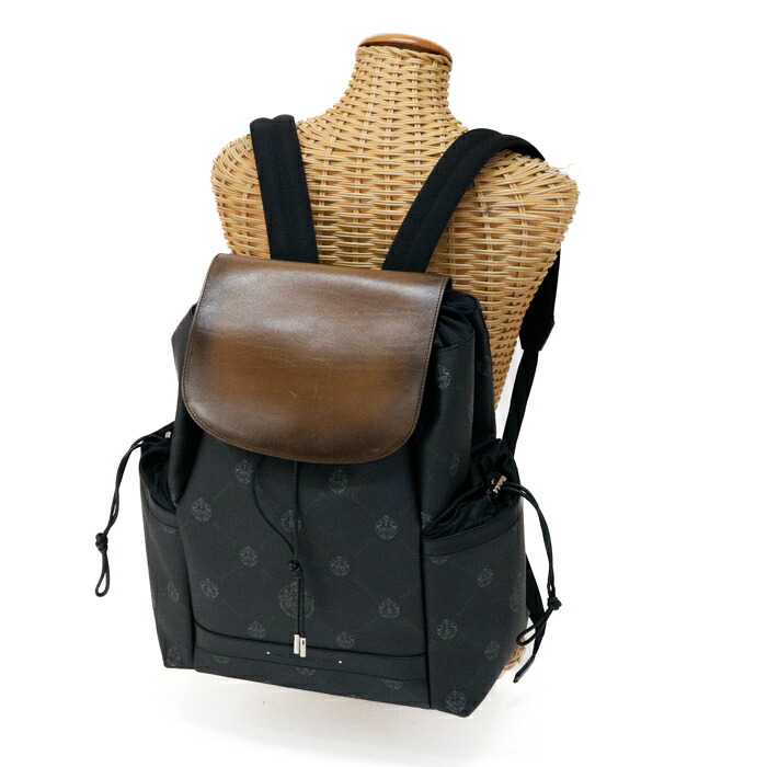 【ABランク】 ベルルッティ Berluti ハイカー PVC / レザー デイパック バックパック リュックサック ヴェネチアンレザー 巾着型 メンズ レディース ブラック / ブラウン 正規品 中古 mbw16009