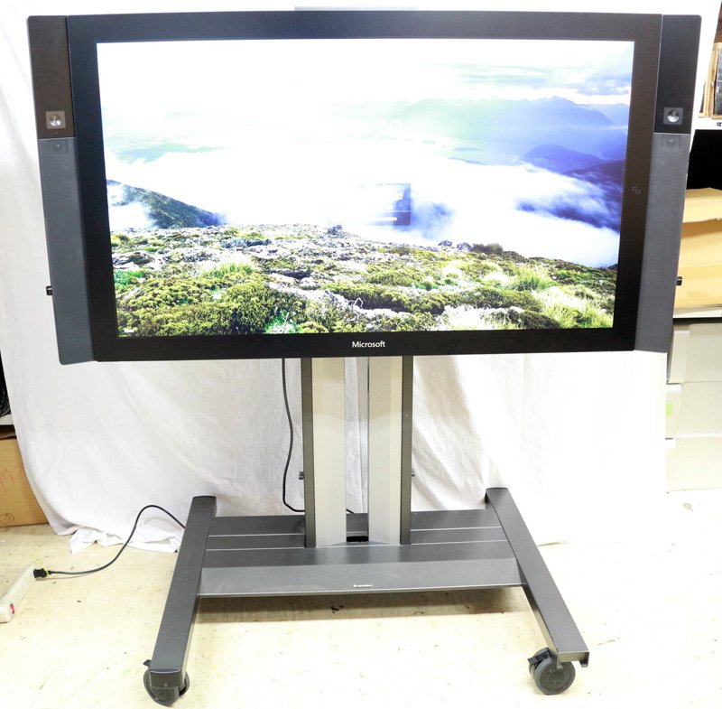 99000円 正規逆輸入品 Microsoft Surface Hub 55 タッチ液晶 カメラ 55型 第4世代 i5 8GB SSD128GB Windows10 電子黒板 会議機能 hub55