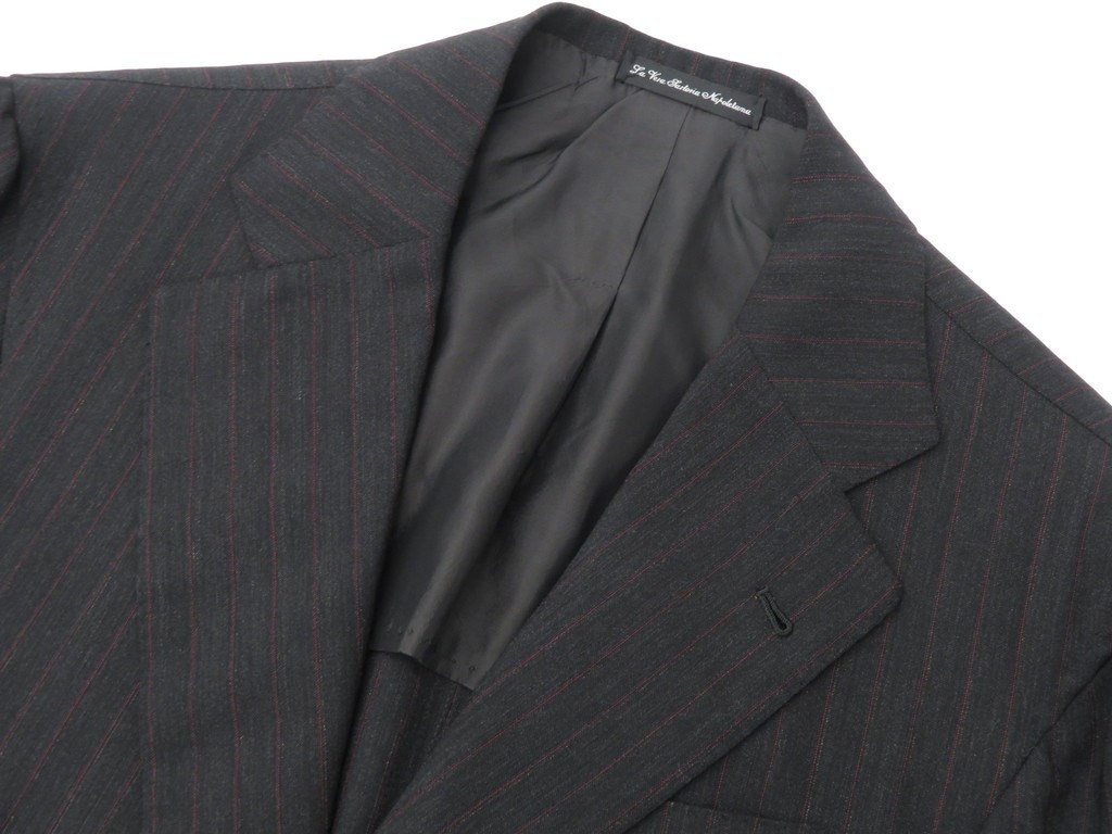 Vera Napoletana ラベラ ナポレターナ Sartoria La スーツ セットアップ ストライプ柄 サルトリア Sartoria サルトリア ウール 50 中古 3つボタン段返り スーツ チャコールグレー レッド 中古 ラベラ サルトリア ナポレターナ La Vera Sartoria Napoletana Vera Napoletana ラベラ ナポレターナ Sartoria La スーツ セットアップ ストライプ柄 サルトリア Sartoria サルトリア ウール 50 中古 3つボタン段返り スーツ チャコールグレー レッド 中古 ラベラ サルトリア ナポレターナ La Vera Sartoria Napoletana