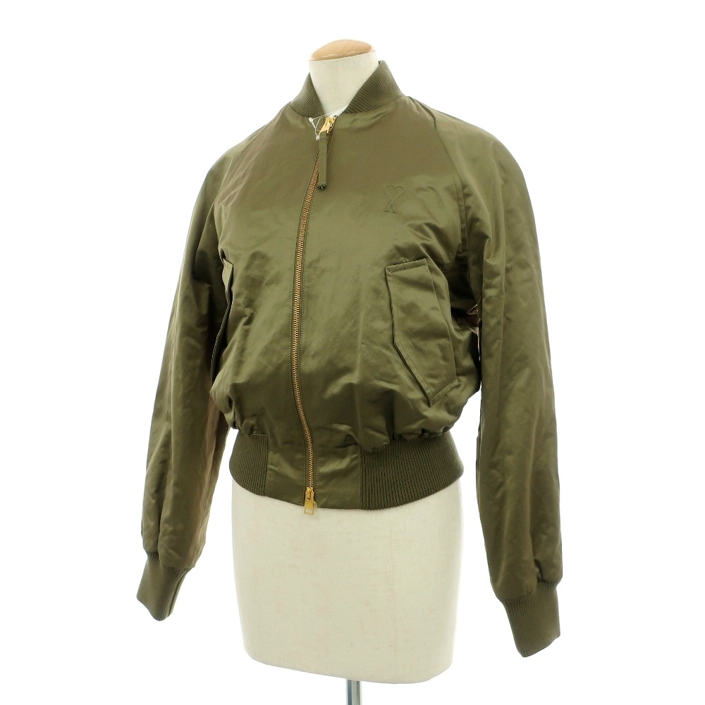 【SALE10%OFF/返品不可】【新品】意中の女 ami 綿織物ポリエステル 繻子 中綿入り口・入口 ボンバージャケット 上衣 オリーブ【大きさXS】【S/S/A/W】【物質の状態位置づけるN】【レディース】[APD]