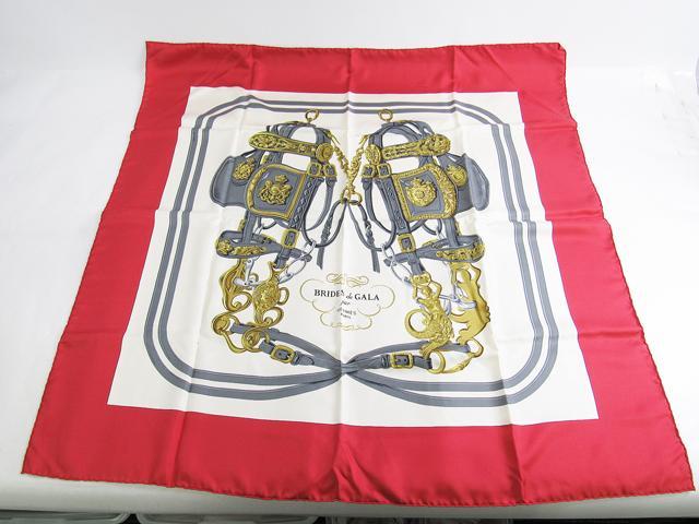 【美品】エルメス HERMES ミニカレ　プチカレ　スカーフ HERMES プチカレ ライム フランス製 シルクスカーフ エルメス