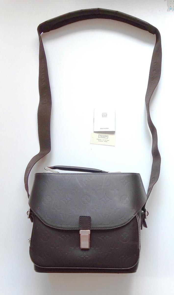 Louis Vuitton ルイ・ヴィトン チャーリー　カメラバッグー ショルダーバッグ M46510 モノグラム カフェ 斜め掛け ブランドバッグ 茶系/ブラウン 2WAY BAG 本物 ブランド プレゼント【中古】lv81-5225｜レイライン 46,200円
