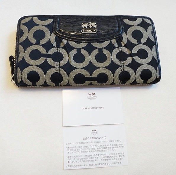 コーチ 長財布 デミクラッチ パイソン型押し 財布 パイソン柄 メンズ レディース ネイビー ＣＯＡＣＨ COACH（コーチ） 長財布 デミクラッチ パイソン型押し パイソン柄 財布