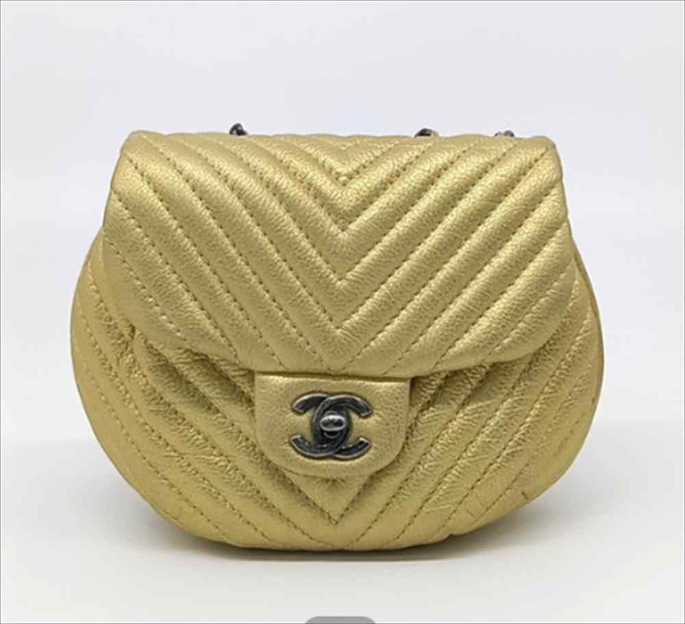 CHANEL シャネル バッグ マトラッセ チェーン ショルダー ミニ バッグ レディース ゴルドー 鞄 かばん 本物 入学式 卒業式 中古 10163951-g