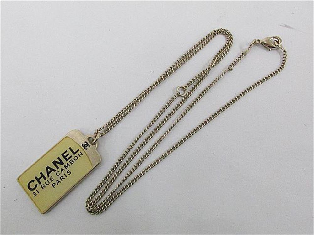 楽天市場】シャネル プチネックレス カデナ 南京錠 ココマーク B18P