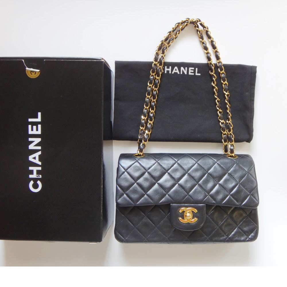 CHANEL シャネル マトラッセチェーン ショルダーバッグ 25 ラムスキン