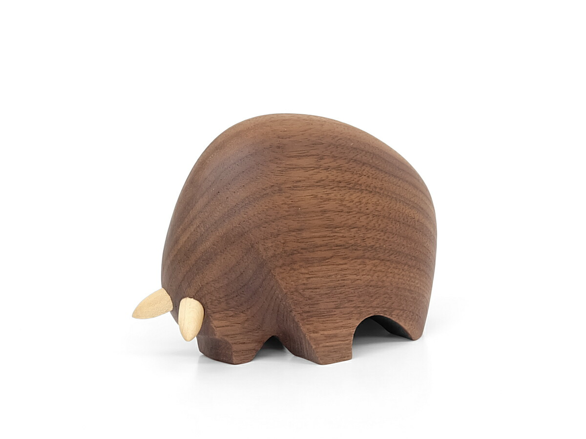 Leo Kari Bull 牛のオブジェ 置物 北欧 インテリア 雑貨 デザイナーズ 干支置物 インテリア雑貨 小物 ディスプレイ 可愛い お洒落 アニマル 動物 牛 闘牛 バッファロー カウ オブジェ Marcsdesign Com