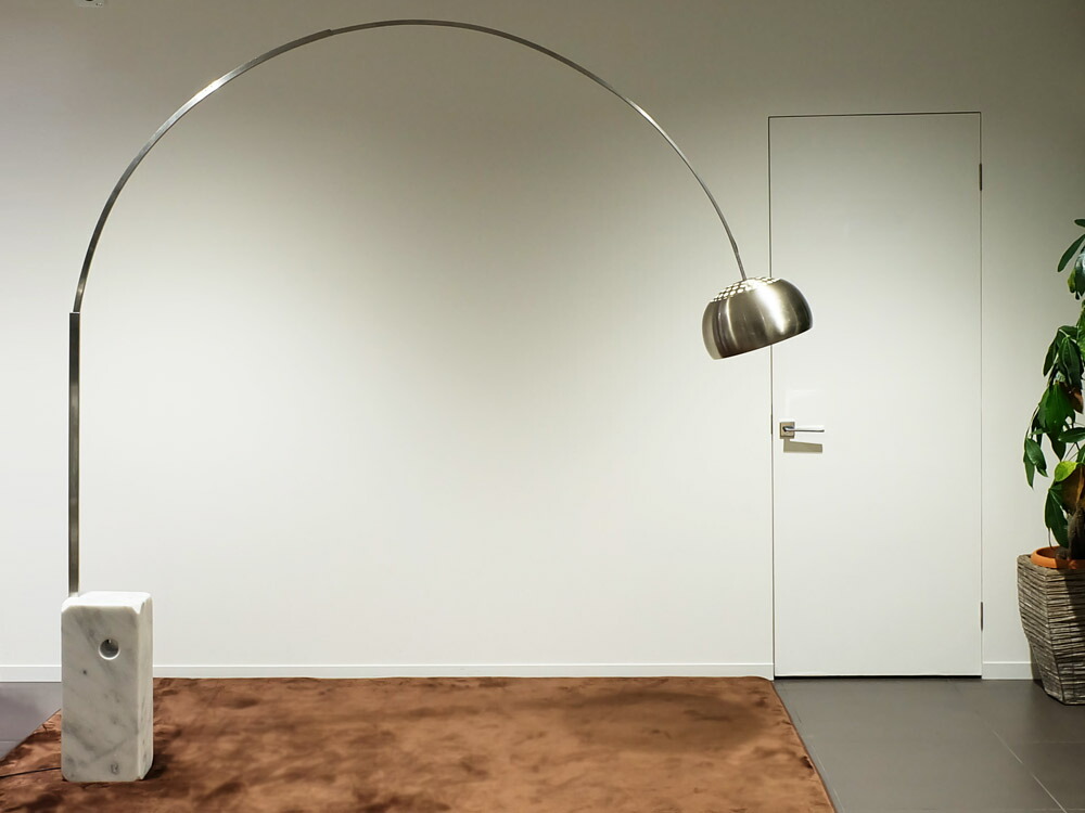 Arco Lamp アルコランプ ホワイト 天然大理石 アッキーレ