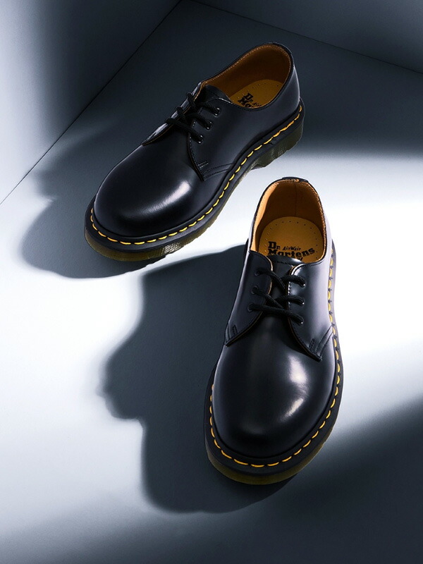 Dr.Martensドクターマーチン 3ホール イエローステッチ UK8 Dr.Martens 3ホール ブラック イエローステッチ