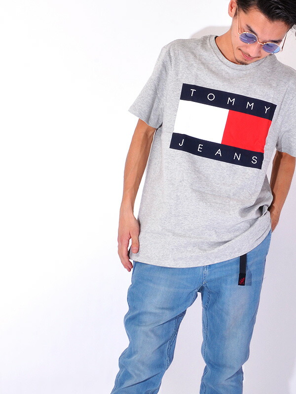 楽天市場 Tommy Hilfiger Jeans トミー ヒルフィガー ジーンズ Tシャツ メンズ レディース ユニセックス 半袖 おしゃれ かわいい 綿 100 大きいサイズ カジュアル スポーツ ダンス Tj Flag Tee フラッグ ペア リンクコーデ 78f0175 ホワイトデー ギフト プレゼント