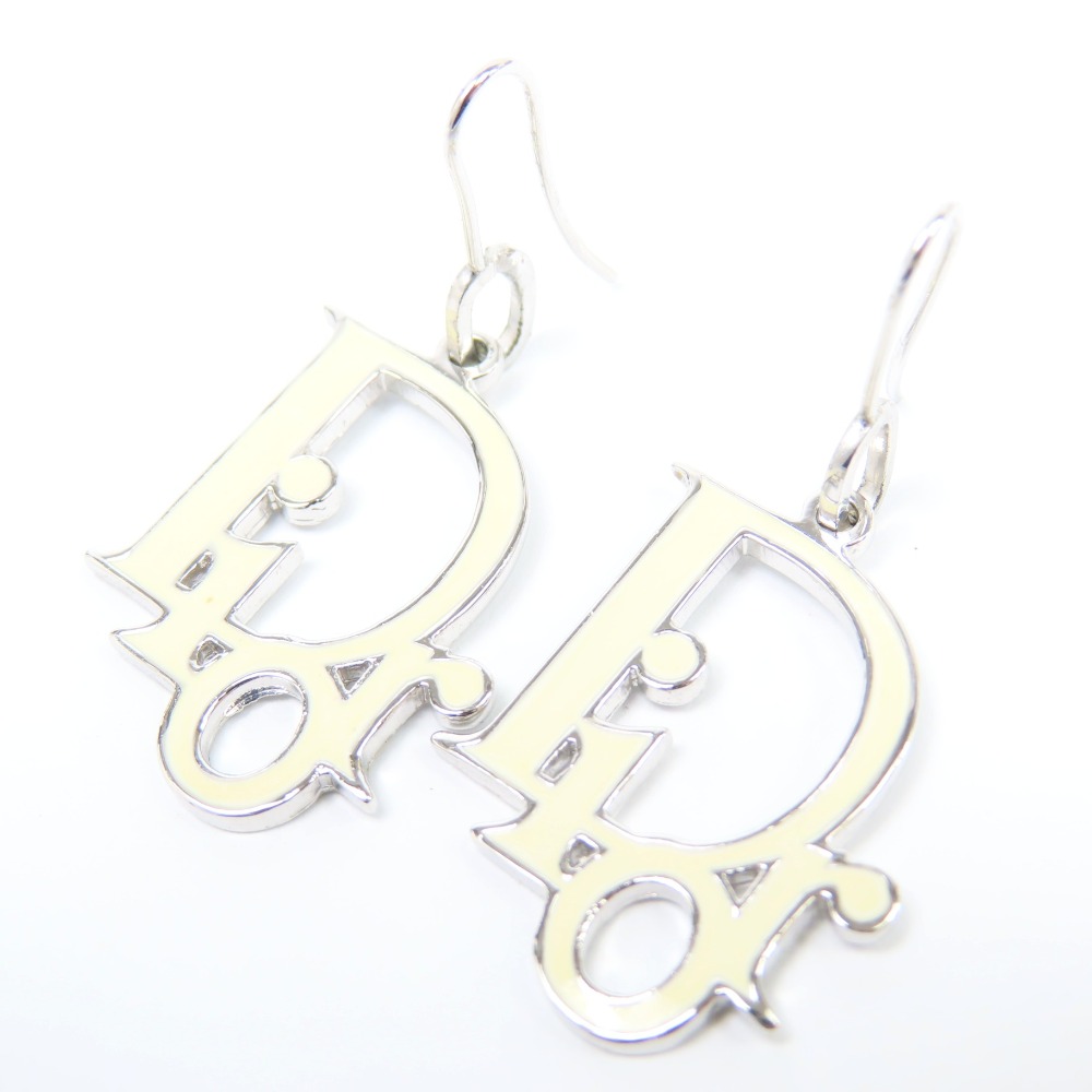 ほぼ未使用品✨Dior クリスチャンディオール　ロゴ　シルバー　ピアス　極美品 クリスチャン・ディオール Christian Dior ロゴイヤリング シルバー