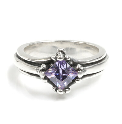 ロイヤル購入注文【堅苦しさ】【輪っか】Triple Band Solitaire 【ROYAL ORDER】