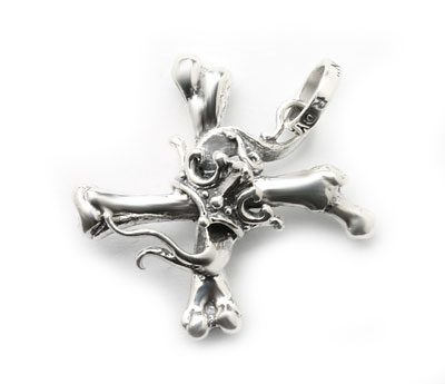 ロイヤル購入注文【堅苦しさ】【シャンデリヤ】CROSSED BONES W/ CROWN