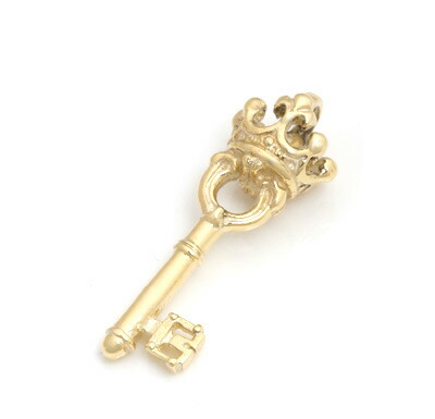 【お積もり書き商いもの】ロイヤル購入注文【堅苦しさ】【シャンデリヤ】SMALL KEY CHARM 10KGOLD  【ROYAL ORDER】