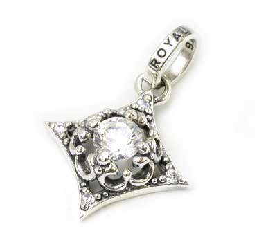 ロイヤル購入注文【堅苦しさ】【シャンデリヤ】RIVERBOAT W CZ   【ROYAL ORDER】