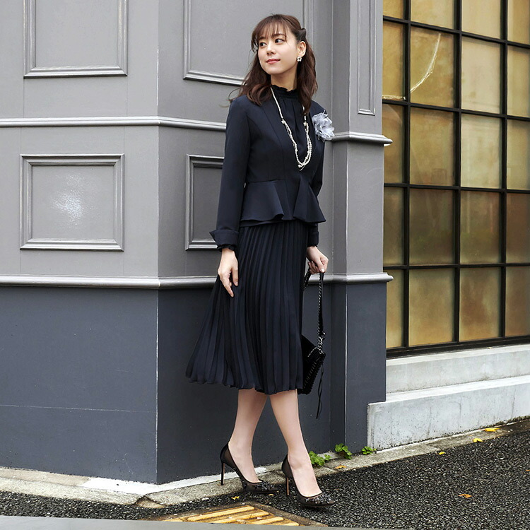 定期入れの の オフィス スーツ 女性 細見え 黒 七五三 ワンピース 発表会 フォーマルスーツ ワンピース 大きいサイズ ジャケット 40代 上品 卒園式 結婚式 学校行事 即日発送 2点セット 入学式 ミセス フォーマル 代 セットアップ ジャケット 卒業式 服装 親族