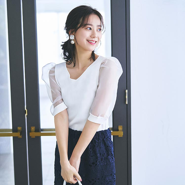 枚数限定 Tシャツ トップス 春夏 レディース きれいめ 大きいサイズ 半袖 Vネック 花 バイカラー 大人可愛い エレガント グリーン ネイビー  ホワイト ブルー 休日 レディ 通販