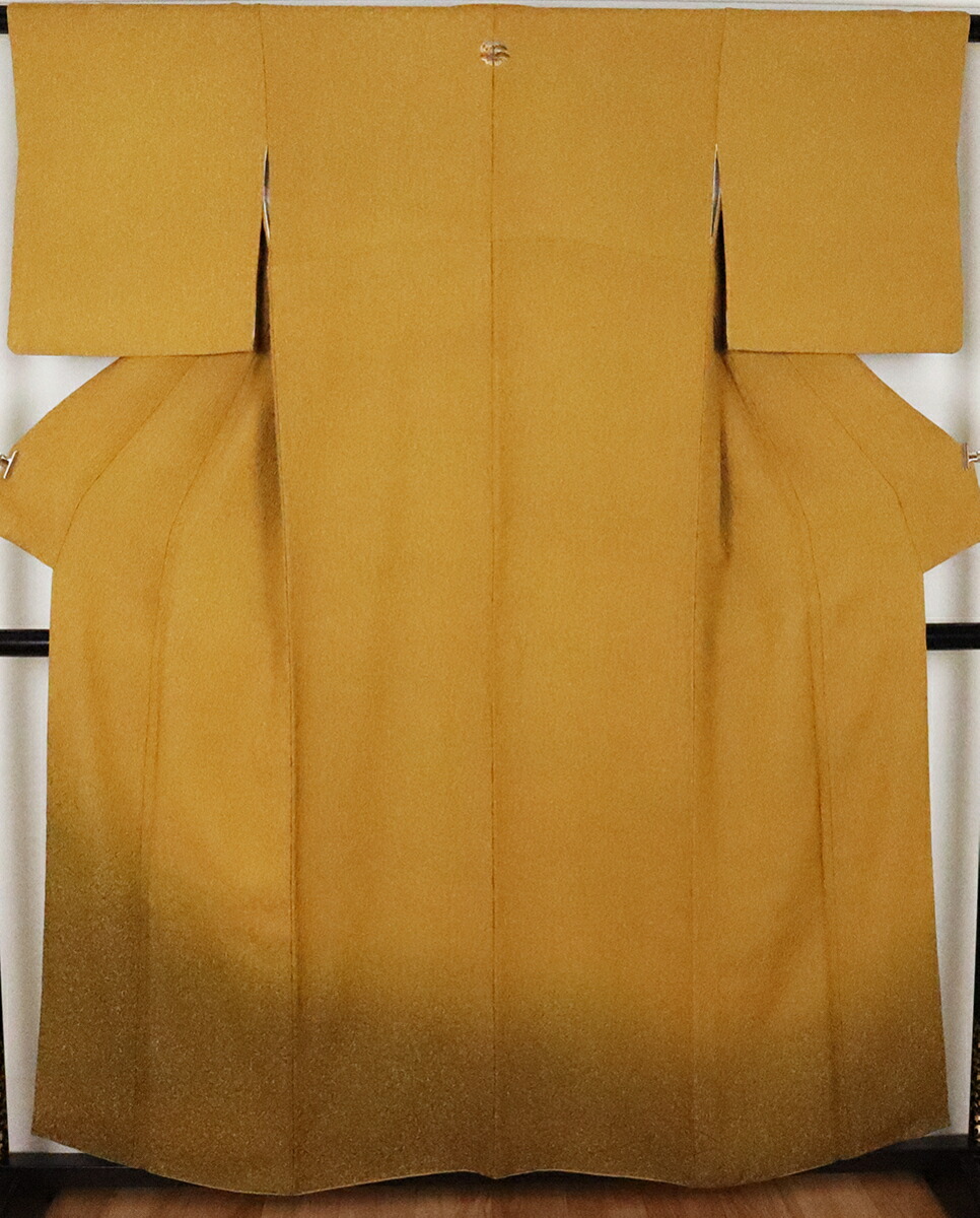 ＼ 20％offクーポン ／ ＼ 特売品 ／ 訪問着 袷 正絹 金茶 緑 暈し 刺繍花紋入り Mサイズ ki25400 美品 着物 レディース 公式行事 リサイクル 中古 シルク オールシーズンまとめ買い 在庫限り ギフト 激安 まとめ買い 在庫限り 当日発送 即納 最強翌日配送 送料込み