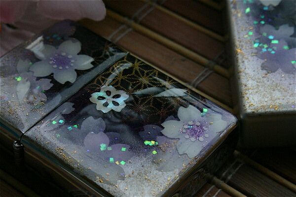ZIPPO・ライター(キャラクター)　めんま(本間芽衣子) RONSONライター 「劇場版 あの日見た花の名前を僕達はまだ知らない。」 あの日見た花の名前を僕達はまだ知らない。 ZIPPOライター 本間