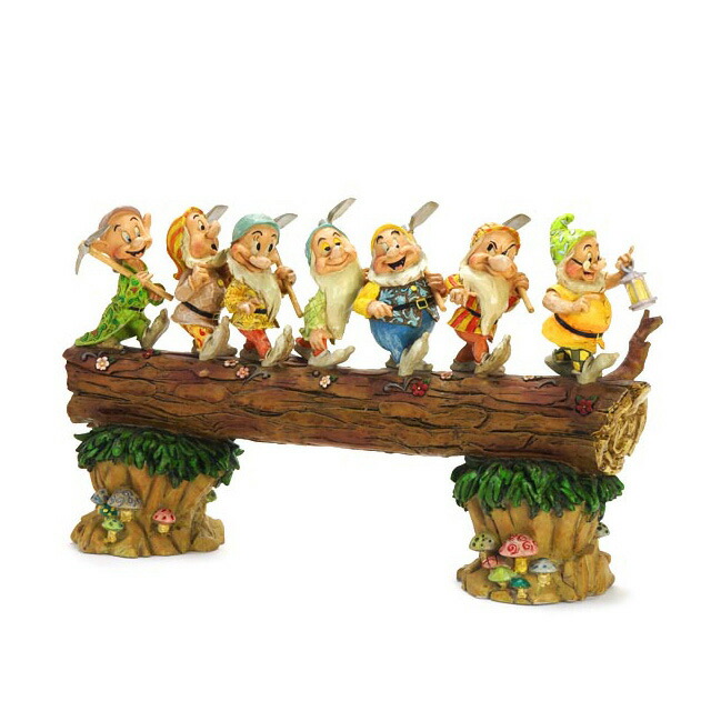 7 dwarfs disney traditions