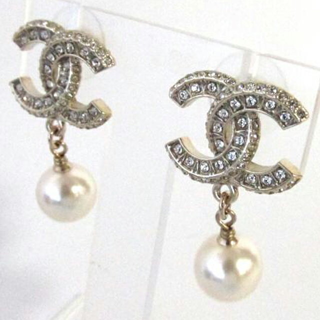 Salada Bowl Chanel A86506 Y09902 Z2953 Coco Mark Pearl Chanel A86506 Y09902 Z2953 Coco Mark Pearl Earrings Gold Clear Plated Rhinestone Faux