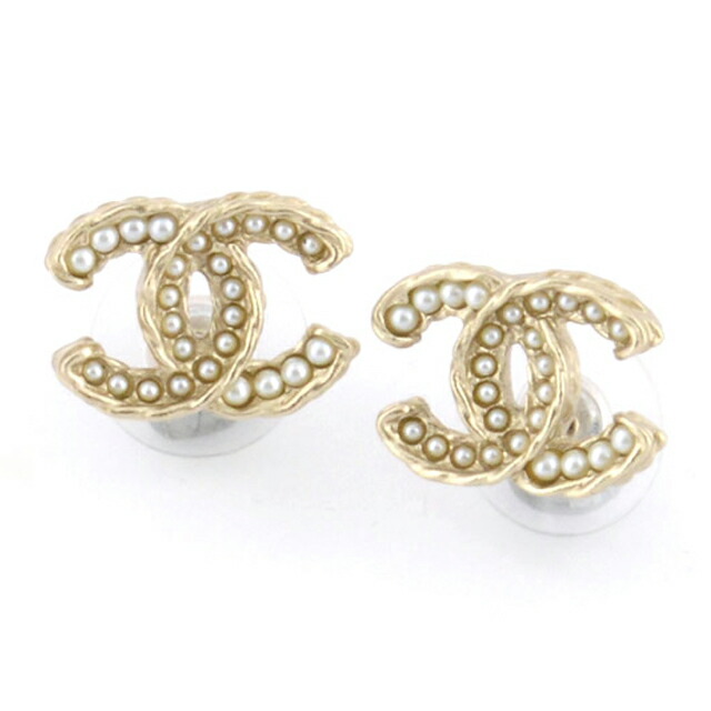 Salada Bowl Chanel A86546 Dore Blanc Nacre Coco Make Cc Chanel A86546 Dore Blanc Nacre Coco Make Cc Logo X Pearl Stud Earrings