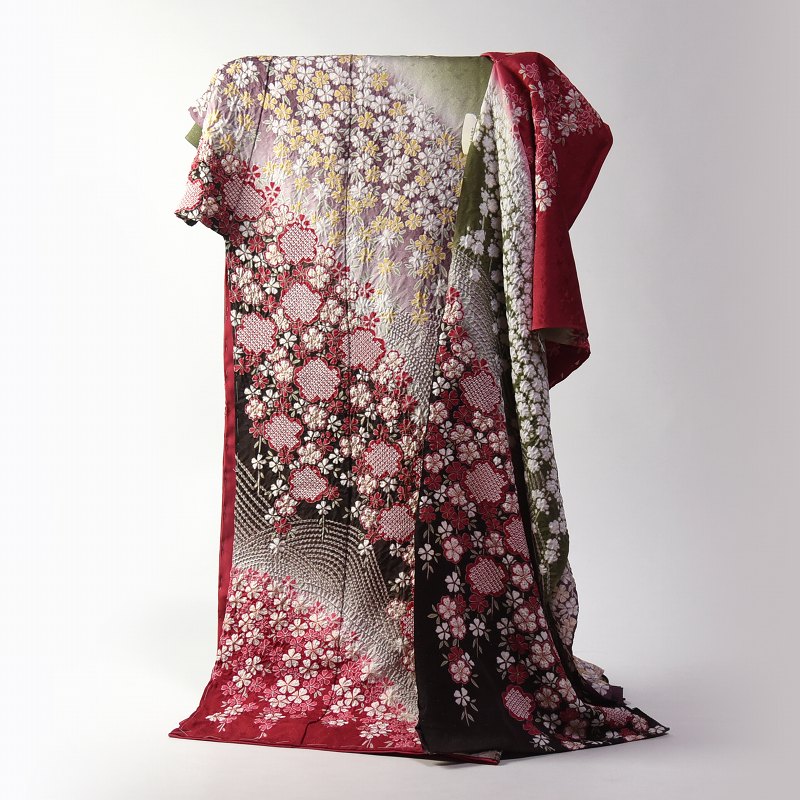 はなくま✾m499＊金駒刺繍 御所車 花車 扇子 牡丹 着物 振袖単品 黒留袖 扇に御所車 松に花模様 宝尽くし 金駒刺繍 金彩 K-3726